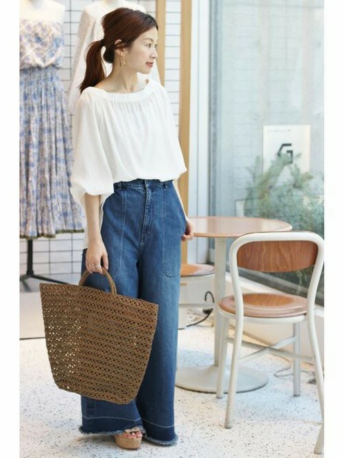 IENA 本社|Suzyさんのデニムパンツ「《追加》カットオフワイドデニムパンツ◆(IENA|イエナ)」を使ったコーディネート