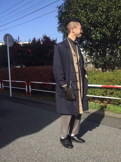 YOSHITAKA  YAMAGUCHI使用「B印 YOSHIDA(BEAMS×PORTER)（UNCERTAIN（大森南朋＆CHOP） NEW SHOP COAT）」的時尚穿搭