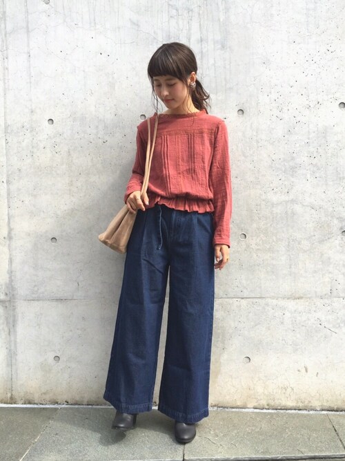 Kastane 名古屋店えぐっちょさんのシャツ/ブラウス「レースハイネックブラウス(Kastane|カスタネ)」を使ったコーディネート