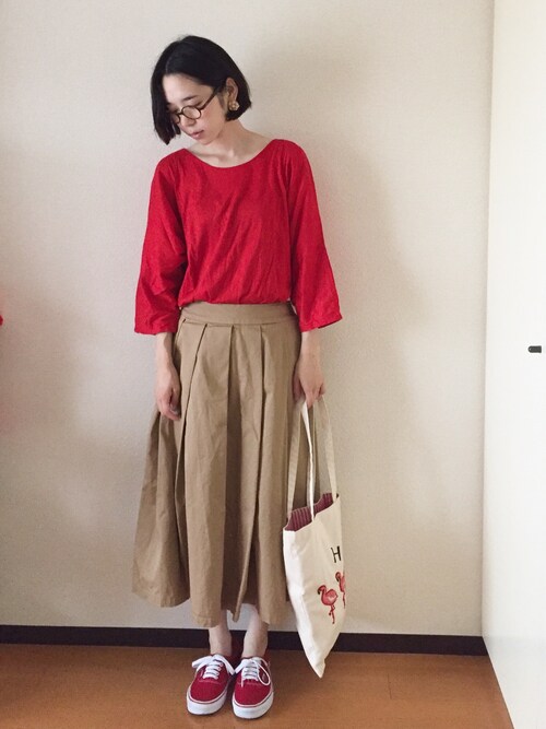 麻絵さんのスニーカー「【ユニセックスサイズ】VANS / Authentic(VANS|バンズ)」を使ったコーディネート
