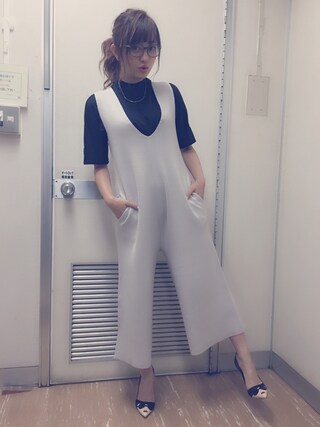 菊地亜美 is wearing MURUA