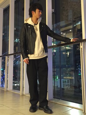 BEAUTY&YOUTH UNITED ARROWS｜Takumi Shimoo使用「BEAUTY&YOUTH UNITED ARROWS（BY シープ ダブルライダース）」的時尚穿搭