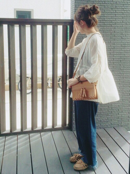 mery..さんのモカシン/デッキシューズ「MINNETONKA(ミネトンカ) / スエードモカシンシューズ KILTY SUEDE MOCCASINS(Minnetonka|ミネトンカ)」を使ったコーディネート