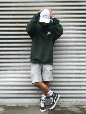 A Lui's 船橋店 employee fukuday is wearing ONLY NY "ONLY NY*NYC NYC PARKS CHAMPION HOODY"