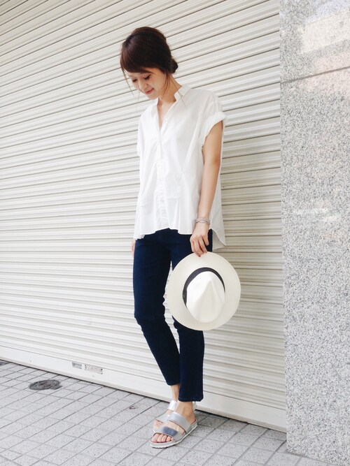URBAN RESEARCH DOORS|DOORS WOMENSさんのパンツ「DOORS ストレッチデニムパンツ(URBAN RESEARCH DOORS WOMENS|アーバンリサーチ ドアーズ ウィメンズ)」を使ったコーディネート