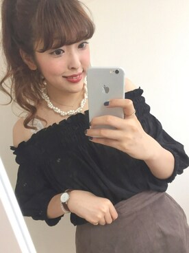 kana is wearing who's who Chico "オフショルダーシャーリングトップス"