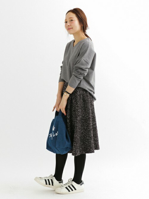 Sonny LabelSonny Label LADYSさんのスカート「Sonny Label ツイードサーキュラースカート(URBAN RESEARCH Sonny Label|アーバンリサーチサニーレーベル)」を使ったコーディネート