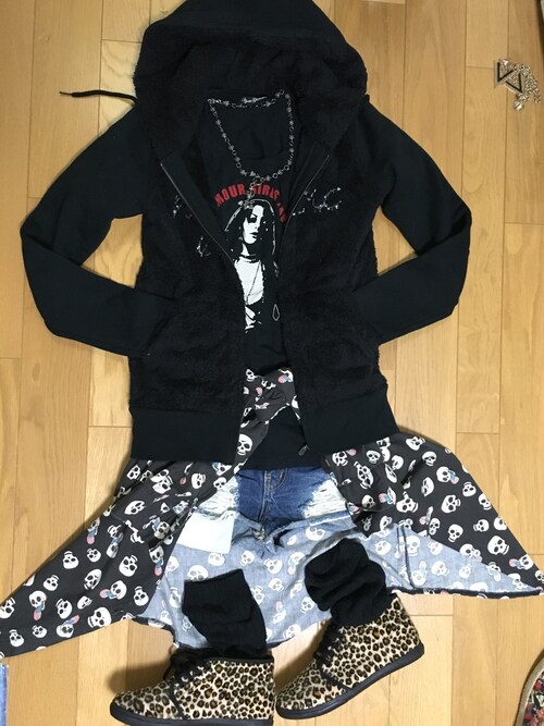 りゅーい(\u0026gt;ω`)くまLOVEさんの「SKULL