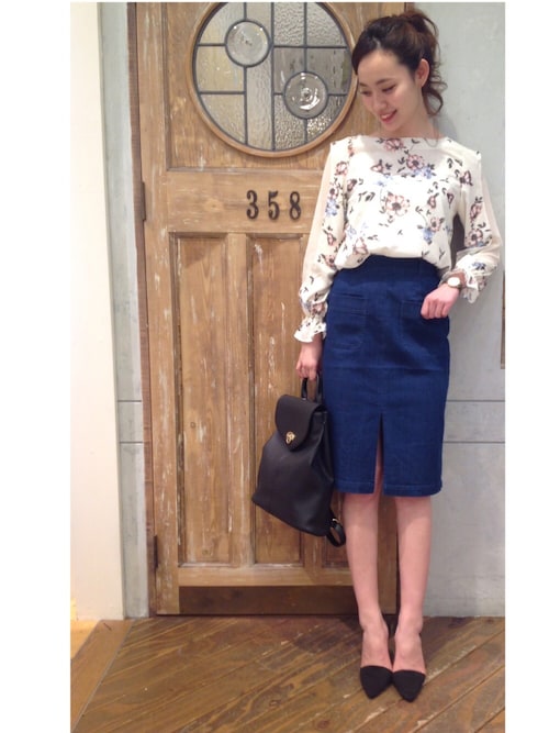 who's who Chico ピオレ姫路店|shioriさんのシャツ/ブラウス「【who's who Chico】(再入荷)袖シースルーブラウス(who's who Chico|フーズフーチコ)」を使ったコーディネート