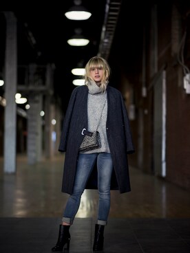 LisaDengler is wearing French Connection "CITY DENIM WOOL COAT"