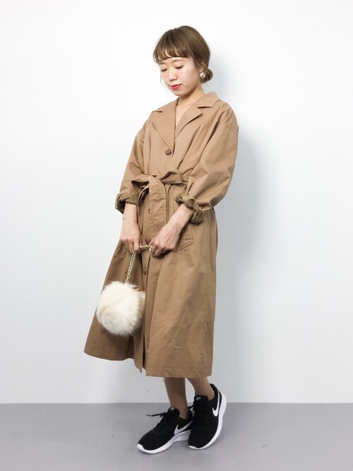 ZOZOTOWNりっぴーさんのトレンチコート「☆綿ツイル フェイクファーライナー付き 開襟コート☆(Dot&Stripes CHILD WOMAN|ドットアンドストライプス チャイルドウーマン)」を使ったコーディネート