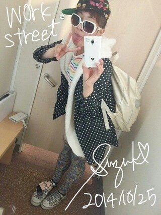 宮崎鈴子使用「USED（フルーツキャップ）」的時尚穿搭