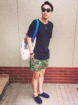 hirun使用「NIKE（NIKE / AOP HAWAII FLORAL SHORT PANT）」的時尚穿搭
