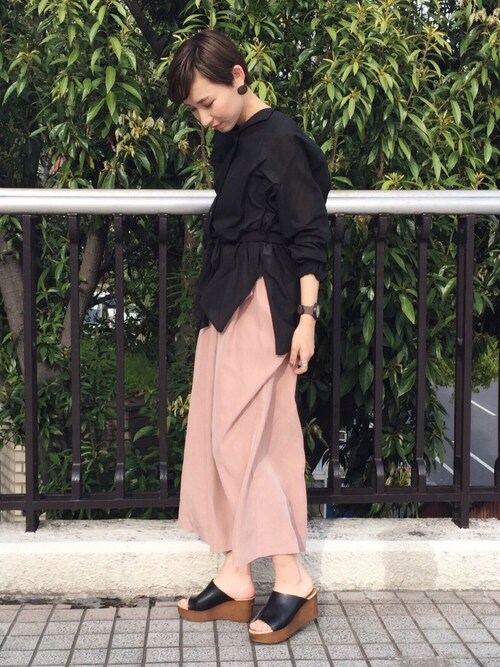 Adam et Rope' 三宮OPA |kaho haezukaさんのサンダル「【新色追加!】プラットフォームミュールサンダル(ADAM ET ROPE'|アダム エ ロペ)」を使ったコーディネート