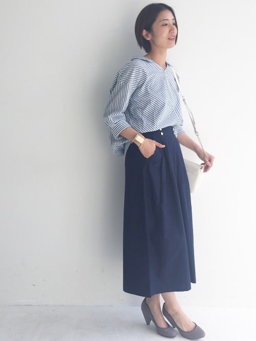IEDIT|kecoさんのシャツ/ブラウス「リブ イン コンフォート ゆるシルエットできゃしゃ見せ フロントインしているみたいなこなれスキッパー風プルオーバーシャツ (IEDIT|イディット)」を使ったコーディネート