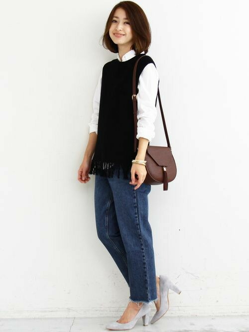 BEAUTY&YOUTH UNITED ARROWS|BEAUTY&YOUTH オフィススタッフ 02さんのベスト「BY コットンガーターフリンジニットベスト о(BEAUTY&YOUTH UNITED ARROWS|ビューティアンドユースユナイテッドアローズ)」を使ったコーディネート