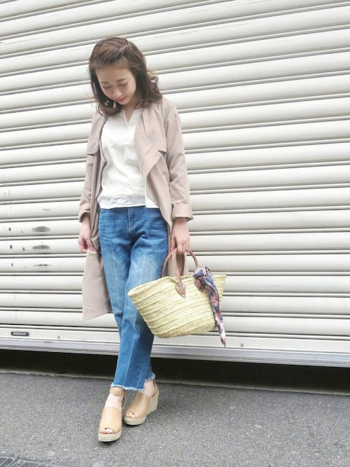 who's who Chico河原町OPA店|Narimi Yamamotoさんのシャツ/ブラウス「花柄スキッパーブラウス(who's who Chico|フーズフーチコ)」を使ったコーディネート