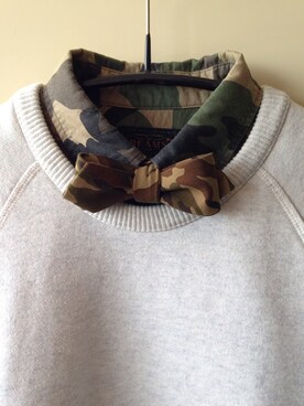 Source unknown is wearing BEAMS PLUS "Camo Bow Tie"