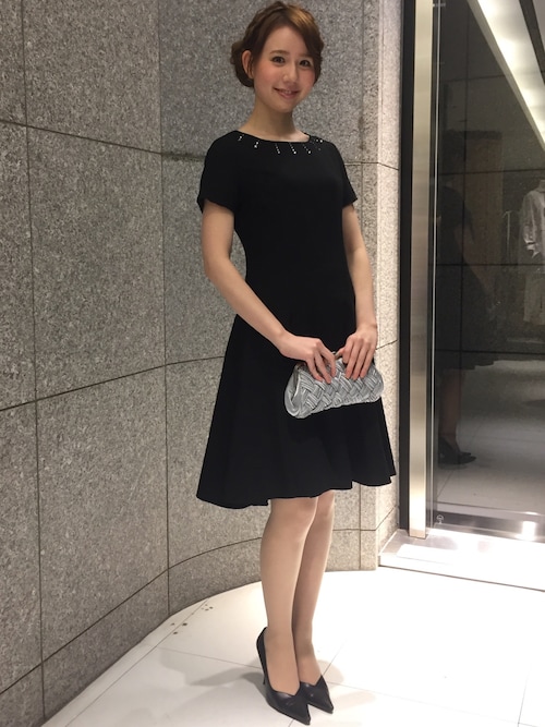 本社 デザイナー|ismさんのドレス「【結婚式 ワンピース】スワロスキー付きフレアワンピース 二次会などにも(Dear Princess|ディアプリンセス)」を使ったコーディネート