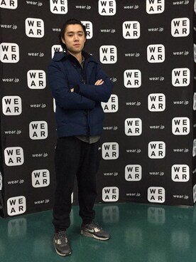 Tianyi Chen is wearing STUSSY "WT Sweatpant"