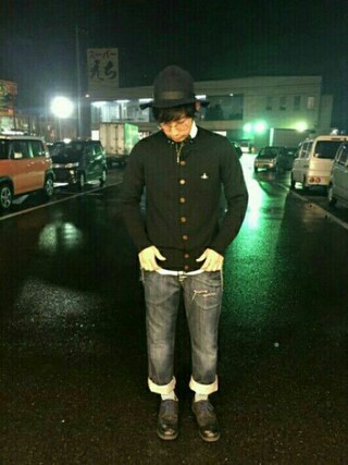 ちゅう is wearing Vivienne Westwood MAN "ROUND NECK KNIT CARDIGAN【269022 9002】"