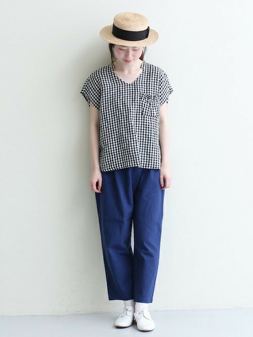 chambre de charme atelier|chambredecharmeclefさんのシャツ/ブラウス「MDPフレンチリネン うしろギャザーブラウス(maison de plage|メゾンドプラージュ)」を使ったコーディネート