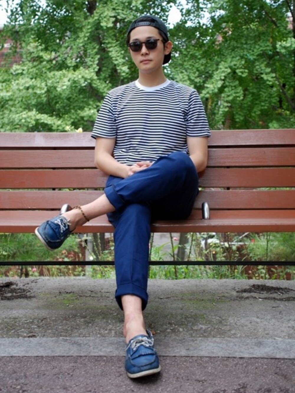 「CUSTOMELLOW、 커스텀멜로우、 gentee、 젠티」｜「customellowのpin point basic stretch pants（その他パンツ、ブルー系）」を使った、customellowさん（メンズ・175cm）の夏コーディネートの1枚目の写真