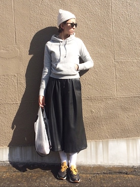 「レザー」｜「アイテム（エコバッグ/サブバッグ）」を使った、stylist komakiさん（レディース・162cm）の冬コーディネート