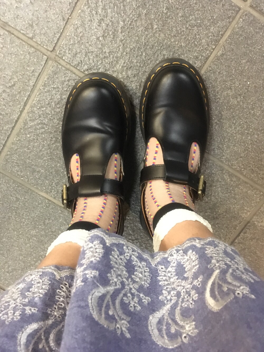 「古着、京都水族館」｜「Dr. Martensのレディース Dr.Martens ドクターマーチン POLLEY T-BAR 14852001 BLACK（ブーツ、ブラック系）」を使った、みぃさん（レディース・157cm）の夏コーディネートの1枚目の写真