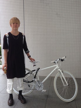 「macromauro（マクロマウロ）のアイテム（財布/小物）」を使った、新井航  OCEAN TOKYOさん（メンズ・177cm）の夏コーディネート