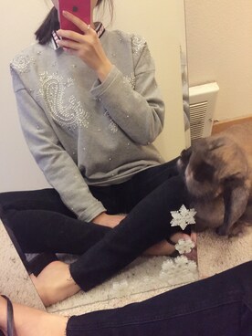 「French Connection  （-）のアイテム（シャツ/ブラウス、グレー系）」を使った、有只肥兔儿さん（レディース・165cm）の冬コーディネート