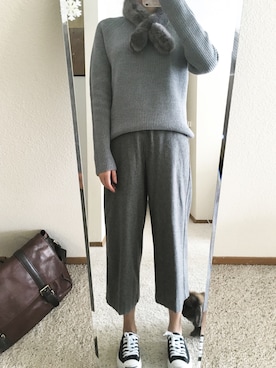 「everlaneのアイテム（ニット/セーター、グレー系）」を使った、有只肥兔儿さん（レディース・165cm）の冬コーディネート
