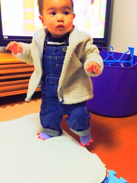 「babygap」｜「アイテム（その他トップス）」を使った、kzsuuuさん（キッズ・80cm）の冬コーディネート