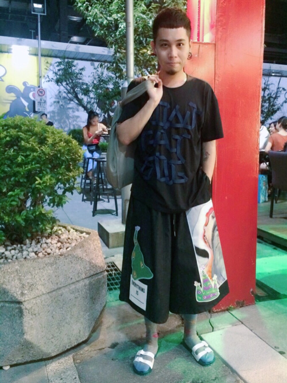 「Jujufootwear、Vivienne Westwood、zlism、TILLMANN LAUTERBACH、NOHANT」｜「ibuquiのアイテム（ピアス（片耳用）、その他）」を使った、Gres Fangさん（メンズ・166cm）の夏コーディネートの1枚目の写真