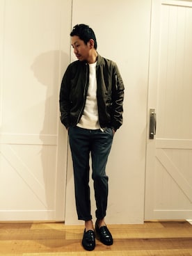 「khaki」｜「アイテム（ミリタリージャケット）」を使った、ToruFukumotoさん（メンズ・175cm）の秋コーディネート