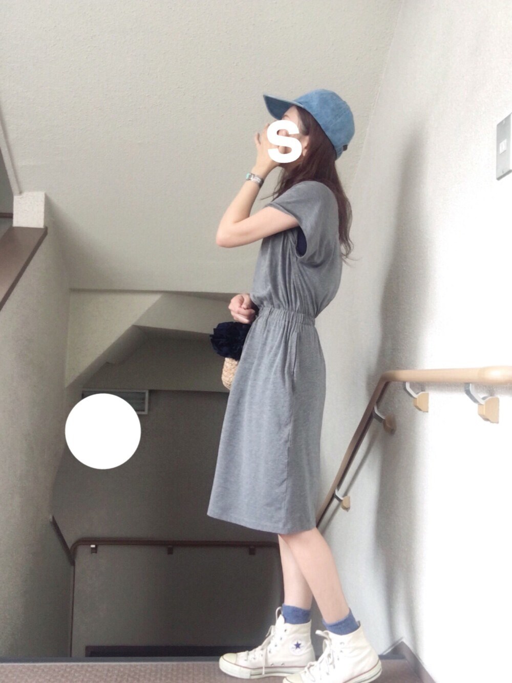 「休日スタイル、夏、スニーカー、キャップ、ラクチンコーデ」｜「RAY CASSINのＮＥＷＨＡＴＴＡＮキャップ（キャップ、ブルー系）」を使った、skyさん（レディース・153cm）の夏コーディネートの1枚目の写真