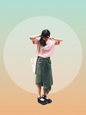 「アーミー」｜「アイテム（スカート）」を使った、Dさん（レディース・155cm）の秋コーディネート