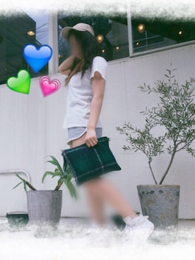 「Honeys（ハニーズ）のアイテム（クラッチバッグ）」を使った、ayumiiiさん（レディース・158cm）の夏コーディネート