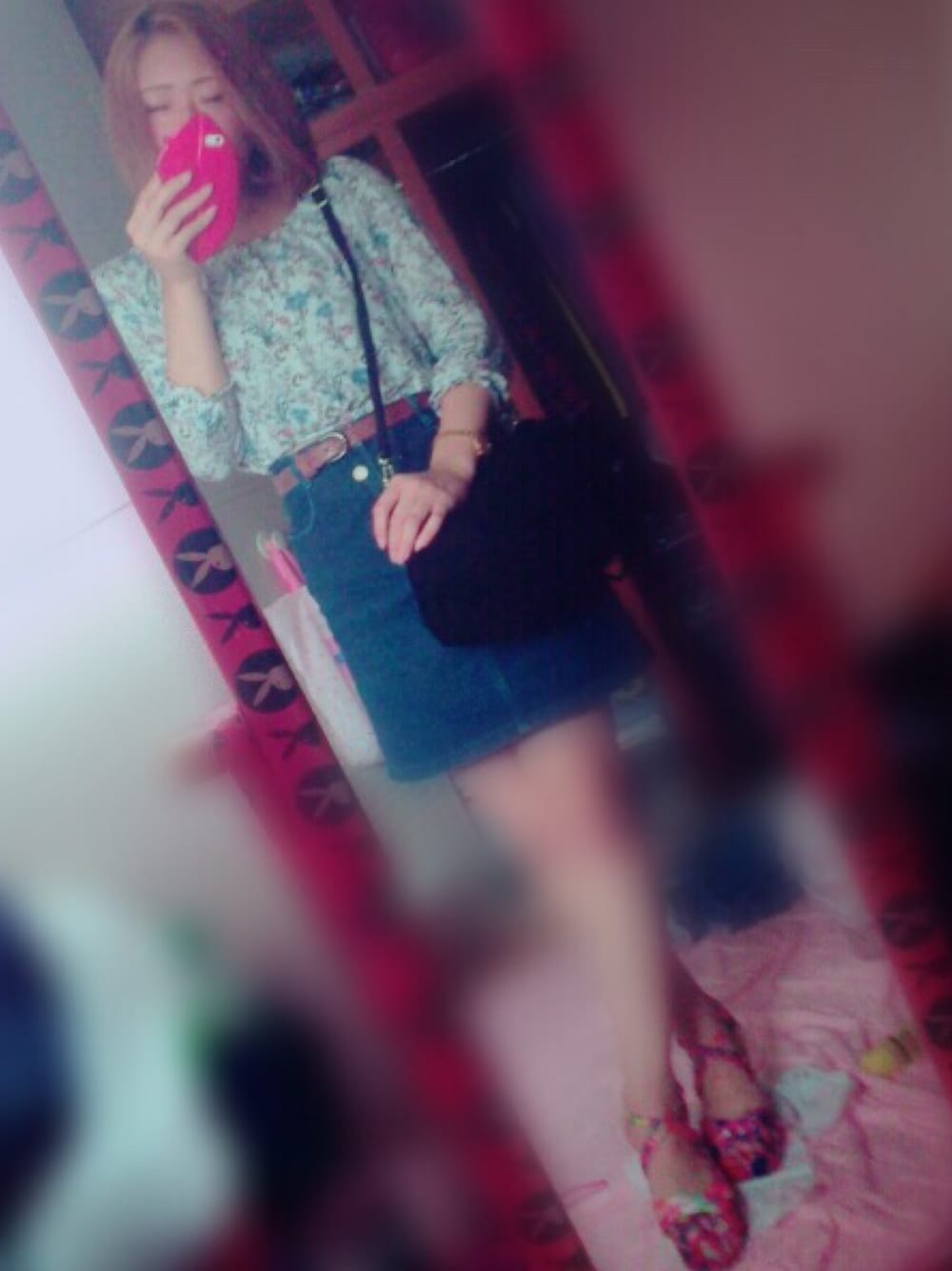 「ootd、花柄、梅田、fashion、WEAR」｜「H&Mのアイテム（その他トップス、その他）」を使った、ayumiiiさん（レディース・158cm）の秋コーディネートの1枚目の写真