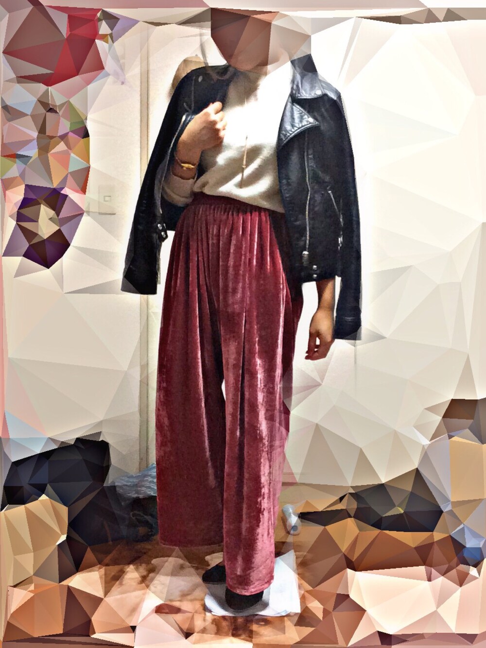 「ootd、ベロア、ピンク、autumn、ライダース、シンプル、fashion、fashionista」｜「GRLのアイテム（パンツ、ピンク系）」を使った、ayumiiiさん（レディース・156cm）の秋コーディネートの1枚目の写真