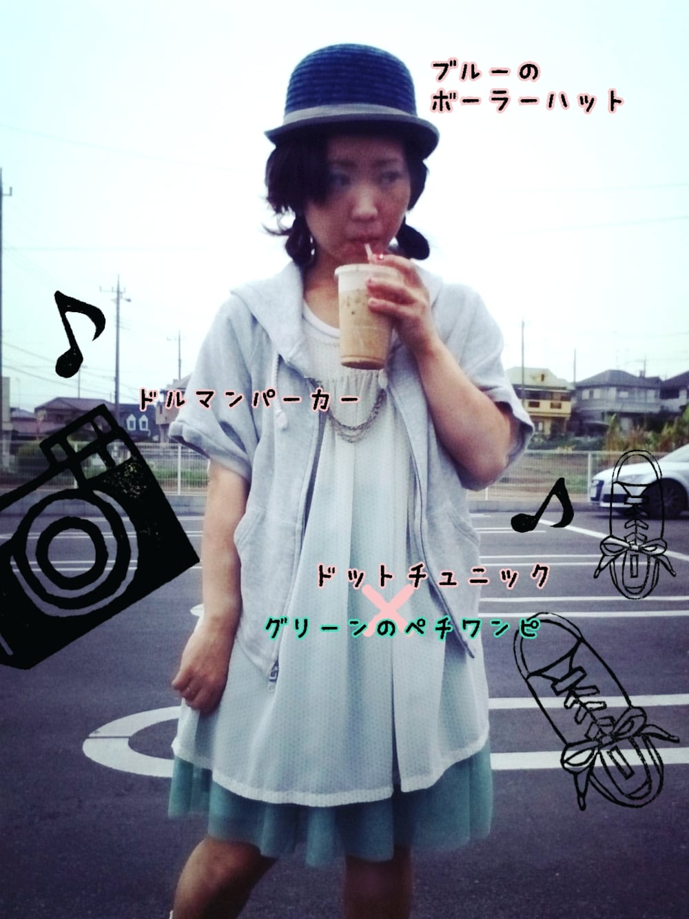 「ハット、帽子、ペチワンピ、ドルマンカットソー」｜「Another EditionのAE STRAW Bowler HAT（ハット、ブルー系）」を使った、silkhatさん（レディース・147cm）の春コーディネートの1枚目の写真