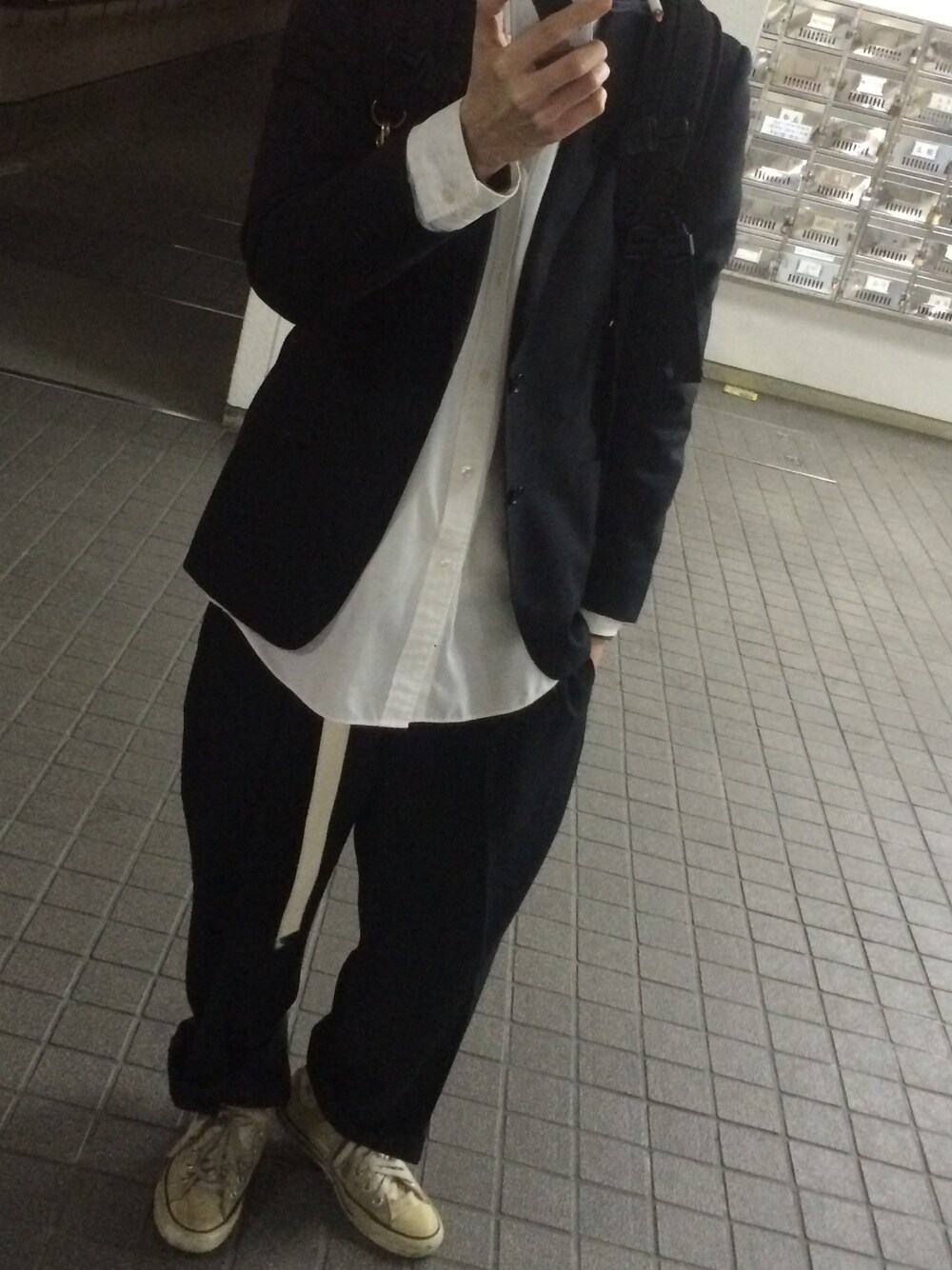 「スーツスタイル」｜「Name.のアイテム（テーラードジャケット、ブラック系）」を使った、kudo / shintaroさん（メンズ・172cm）の冬コーディネートの1枚目の写真