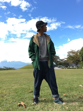 「パイル」｜「アイテム（マウンテンパーカー）」を使った、ジョーさん（メンズ・177cm）の秋コーディネート