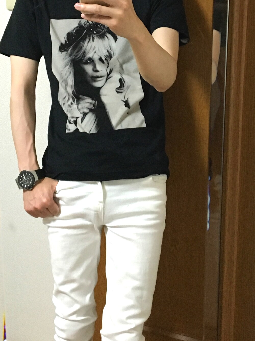 「ヒステリックグラマー、ウブロ」｜「HYSTERIC GLAMOURのアイテム（Tシャツ/カットソー、ブラック系）」を使った、toshiさん（メンズ・167cm）の夏コーディネートの1枚目の写真
