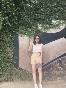 「アイテム（カーゴパンツ、イエロー系）」を使った、荷大葉葉葉さん（レディース・161cm）の夏コーディネート