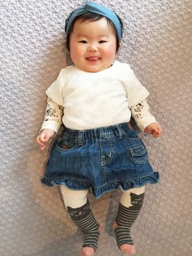 「H&M（エイチ・アンド・エム）のアイテム（Tシャツ/カットソー、ホワイト系）」を使った、yurimariさん（レディース・70cm）の春コーディネート