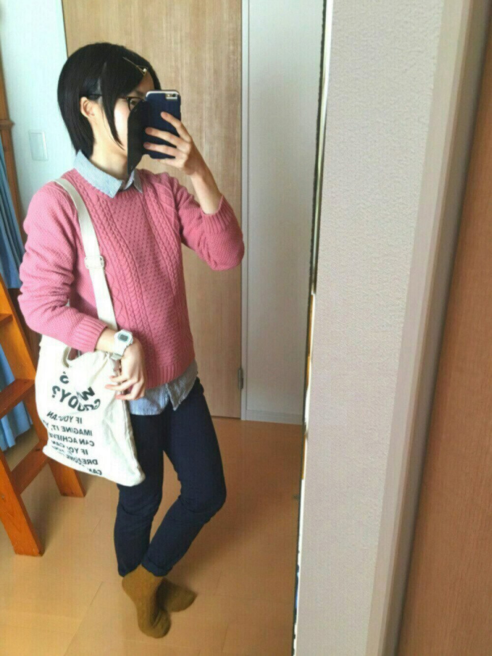 「salut!のアイテム（バレッタ/ヘアクリップ、ゴールド系）」を使った、とくさん（レディース・154cm）の秋コーディネートの1枚目の写真