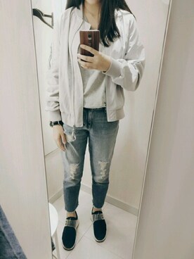 「PULL&BEAR（プルアンドベア）のアイテム（ナイロンジャケット）」を使った、__99nさん（レディース・162cm）の秋コーディネート