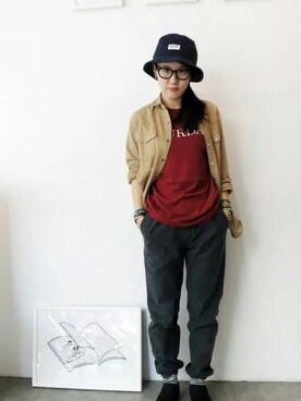 Enshi Chenさんのコーディネート