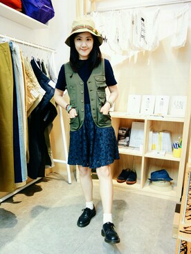 Enshi Chenさんのコーディネート